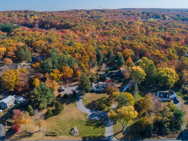 47 Hartford Tpke, Tolland, CT for sale - Building Photo - Image 3 of 40