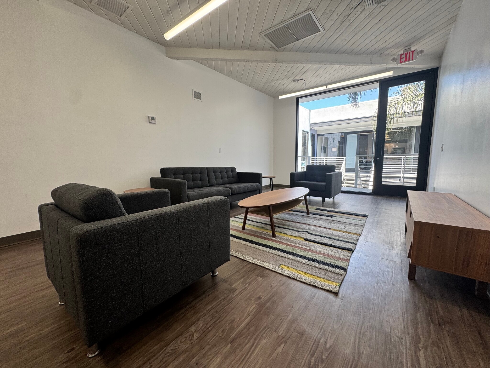 3007 Washington Blvd, Marina del Rey, CA for lease Interior Photo- Image 1 of 3