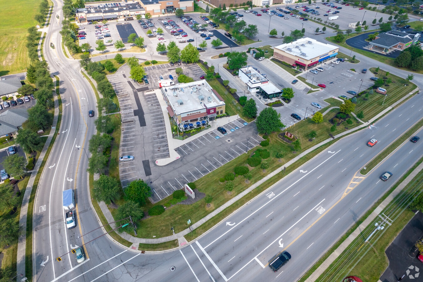 1281 Hill Rd N, Pickerington, OH 43147