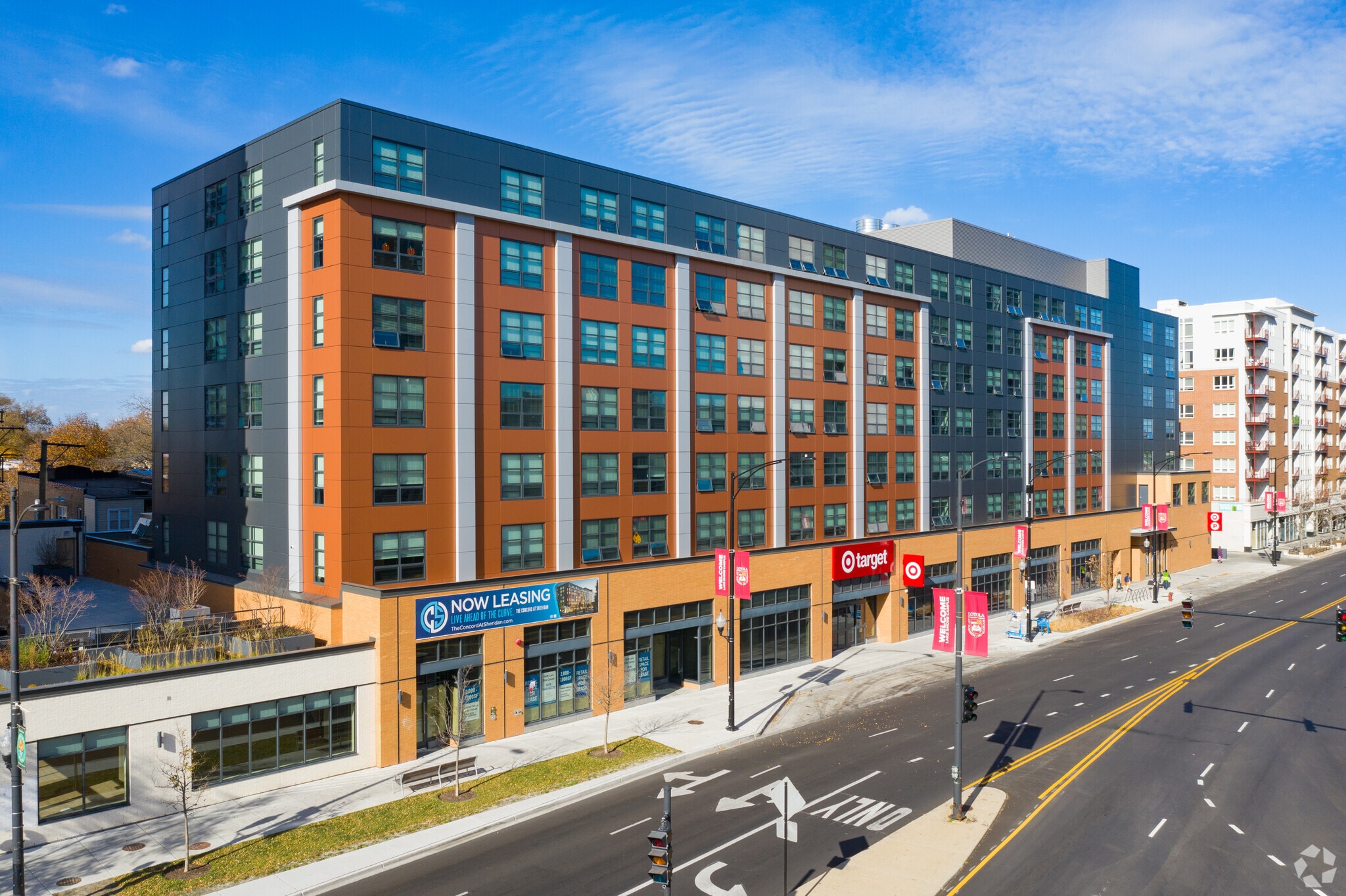 6418 N Sheridan Rd, Chicago, IL for lease Primary Photo- Image 1 of 48