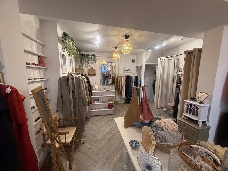 29 Trafalgar St, Brighton for lease - Building Photo - Image 3 of 13