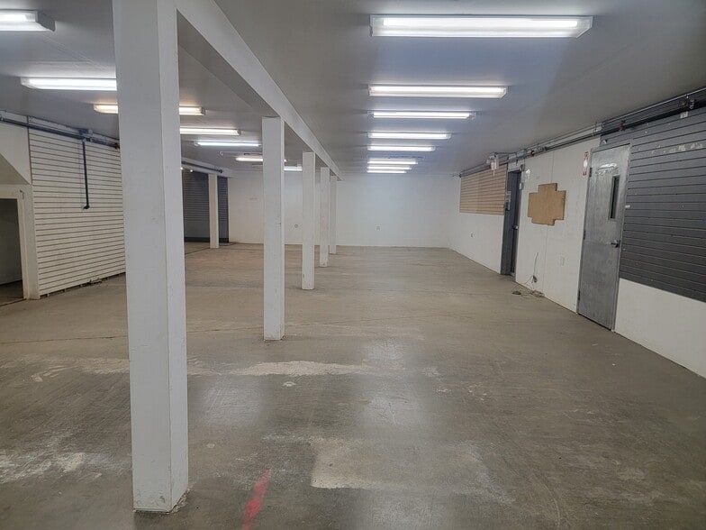 988 Great St, Prince George, BC for lease - Building Photo - Image 2 of 17