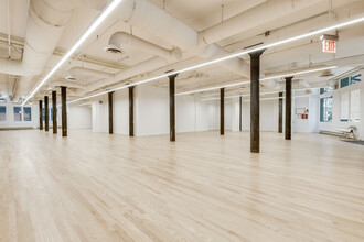 155-157 Franklin St, New York, NY for lease Interior Photo- Image 2 of 4