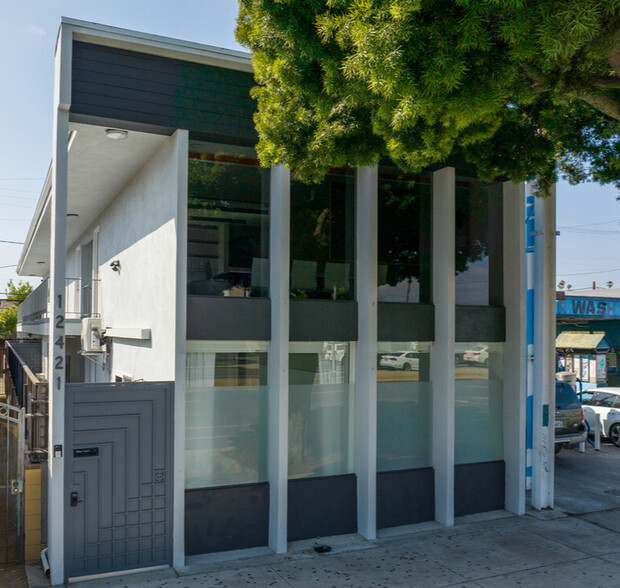 12421 Venice Blvd, Los Angeles, CA for sale - Building Photo - Image 1 of 15