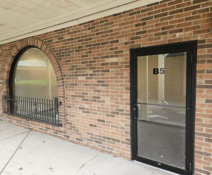 5544 W 147th St, Oak Forest, IL for lease Building Photo- Image 1 of 3