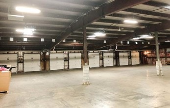 2091 Boul Brookside, Winnipeg, MB for sale Interior Photo- Image 1 of 2