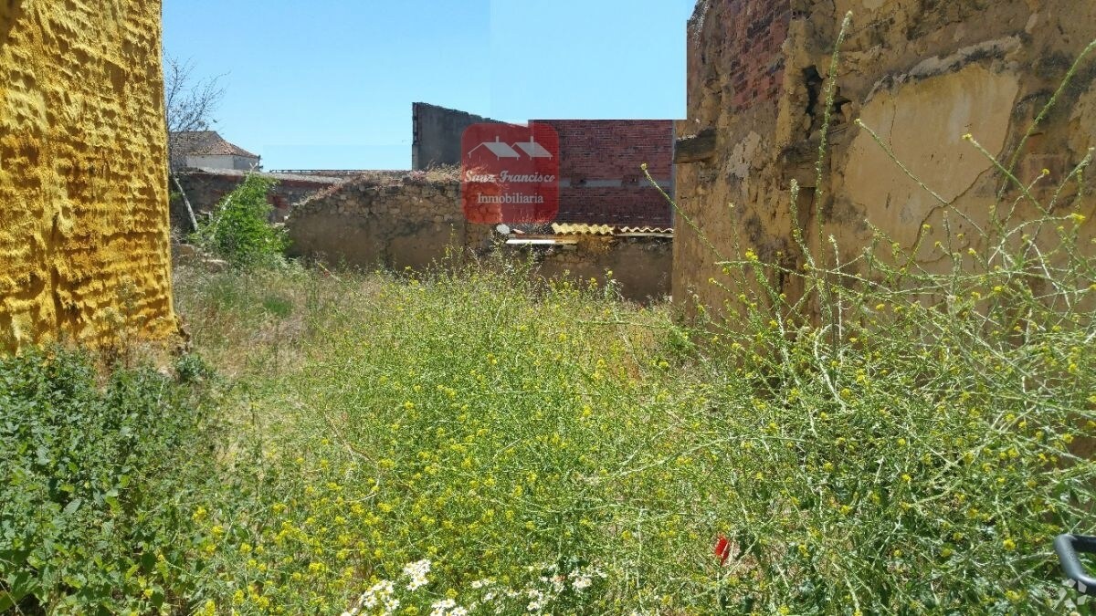 Land in Segovia, Segovia for sale Primary Photo- Image 1 of 1