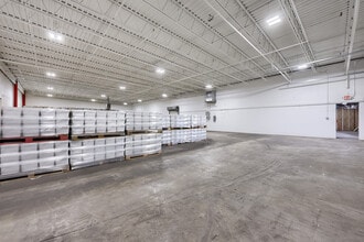 30 N 3rd St, Womelsdorf, PA for lease Interior Photo- Image 1 of 11