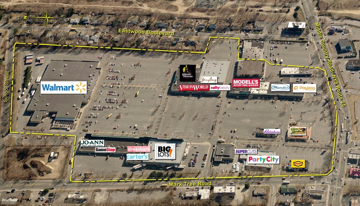 Centereach Mall, Centereach, NY 11720 Denny's