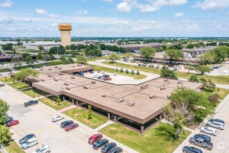 4300-4398 NW 114th St, Urbandale, IA - AERIAL map view - Image1