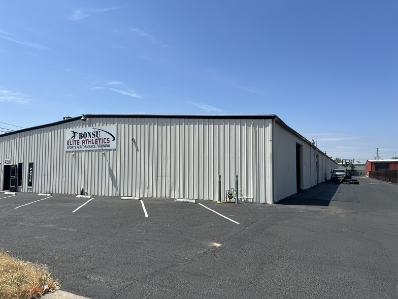 3427 Railroad Ave, Ceres, CA for lease - Building Photo - Image 2 of 6