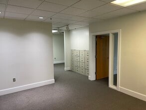 1580 Reed Rd, Pennington, NJ for lease Interior Photo- Image 1 of 5