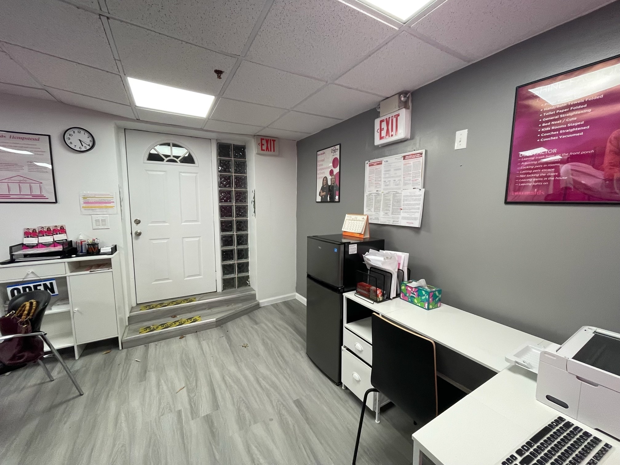 90 Main St, Mineola, NY for lease Interior Photo- Image 1 of 11