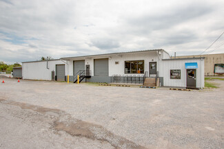 More details for 120 Confederate Dr, Franklin, TN - Industrial for Sale