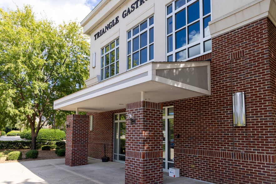 2600 Atlantic Ave, Raleigh, NC for lease - Building Photo - Image 3 of 5