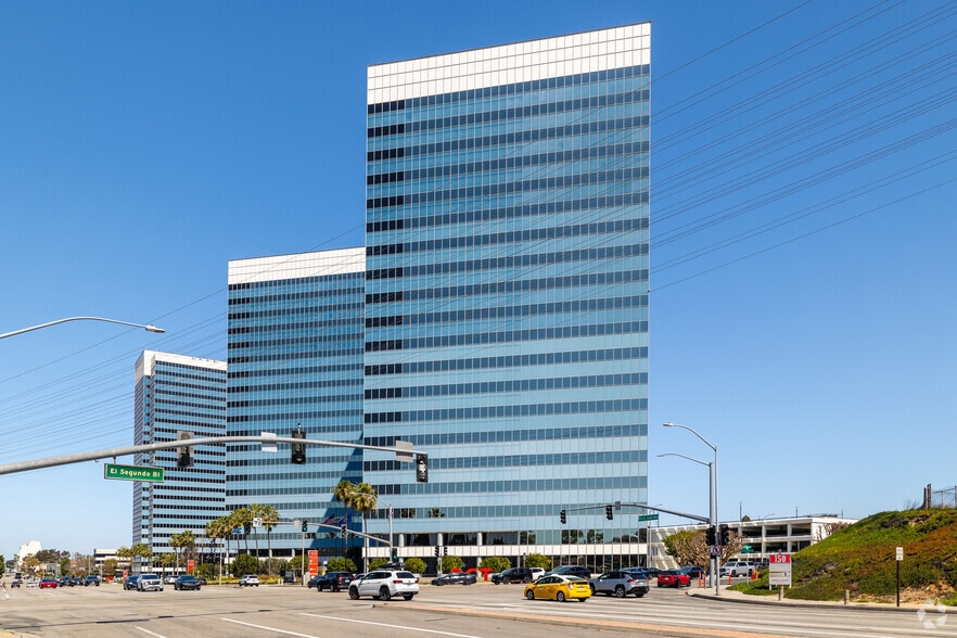 100 N Pacific Coast Hwy, El Segundo, CA for lease - Primary Photo - Image 1 of 46