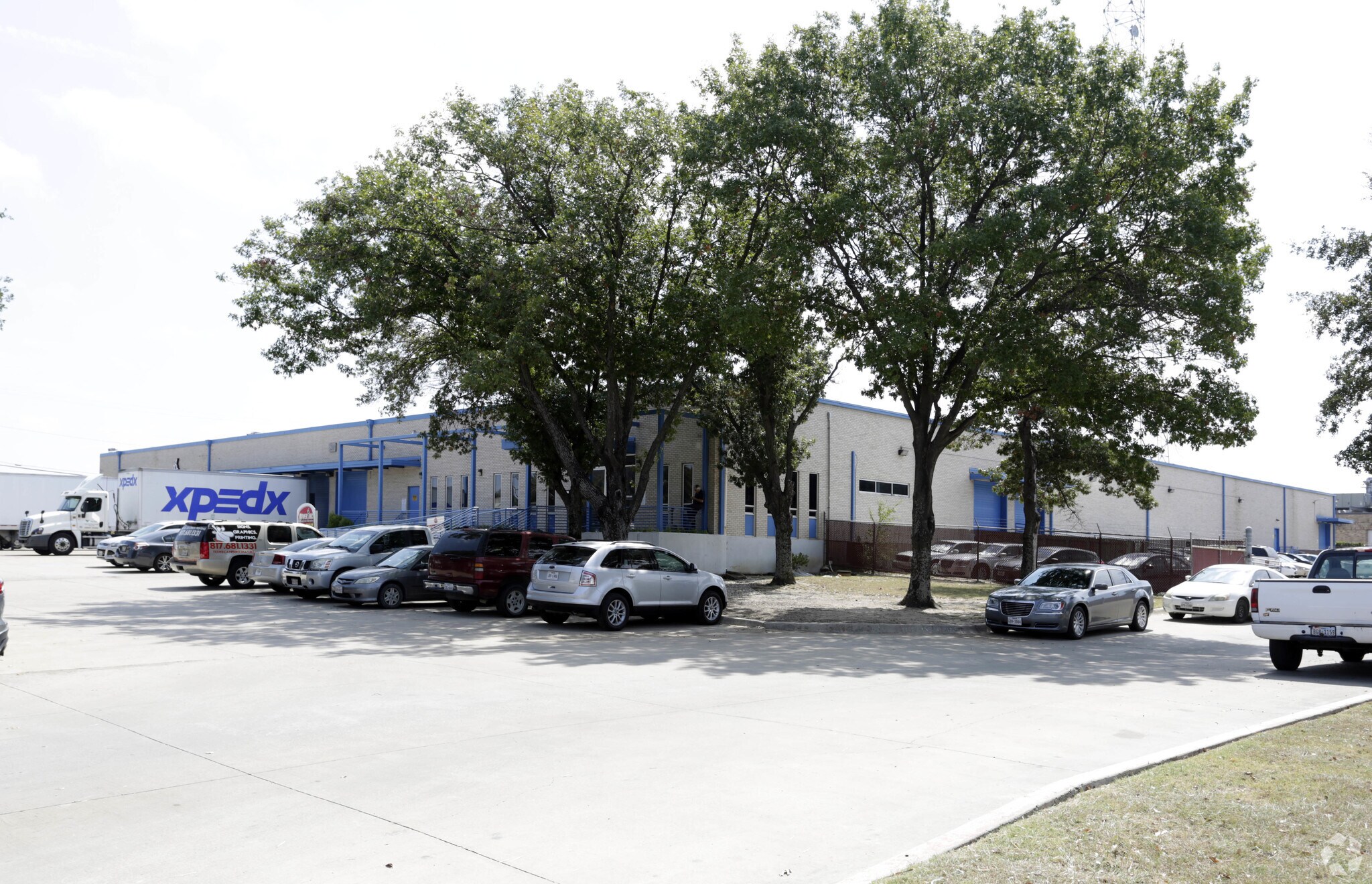 3200 E Avenue E, Arlington, TX for sale Primary Photo- Image 1 of 1