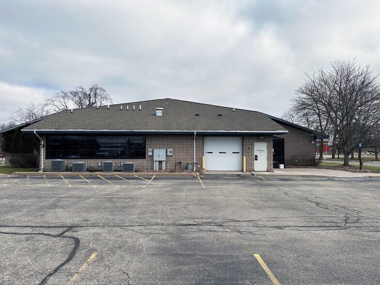 5311 Clyde Park Ave SW, Grand Rapids, MI for lease - Building Photo - Image 2 of 3