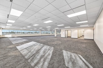 3500 Packerland Dr, De Pere, WI for lease Interior Photo- Image 1 of 12