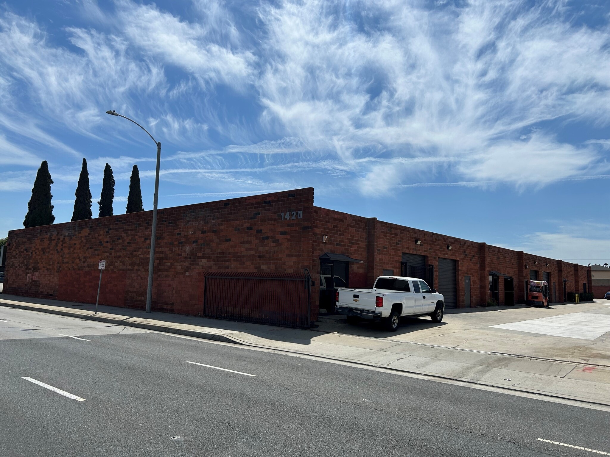 1420 W Rosecrans Ave, Gardena, CA for lease Building Photo- Image 1 of 6