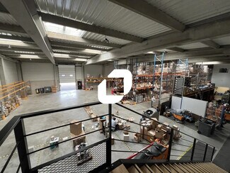 More details for Multiple Space Uses for Lease