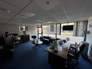 141-143 High St, Dumbarton for lease Interior Photo- Image 2 of 5