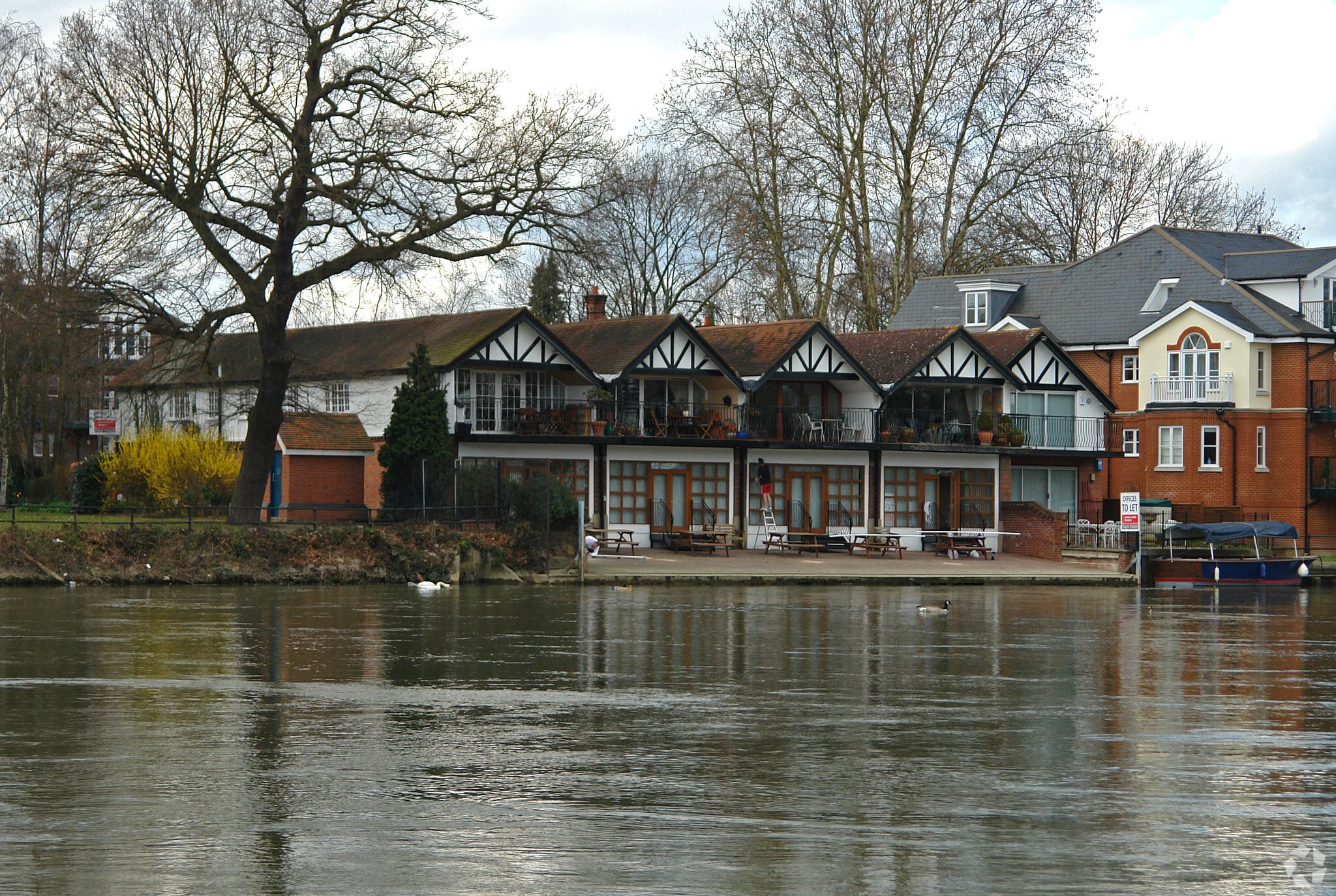 Ray Mead Rd, Maidenhead for lease Primary Photo- Image 1 of 5