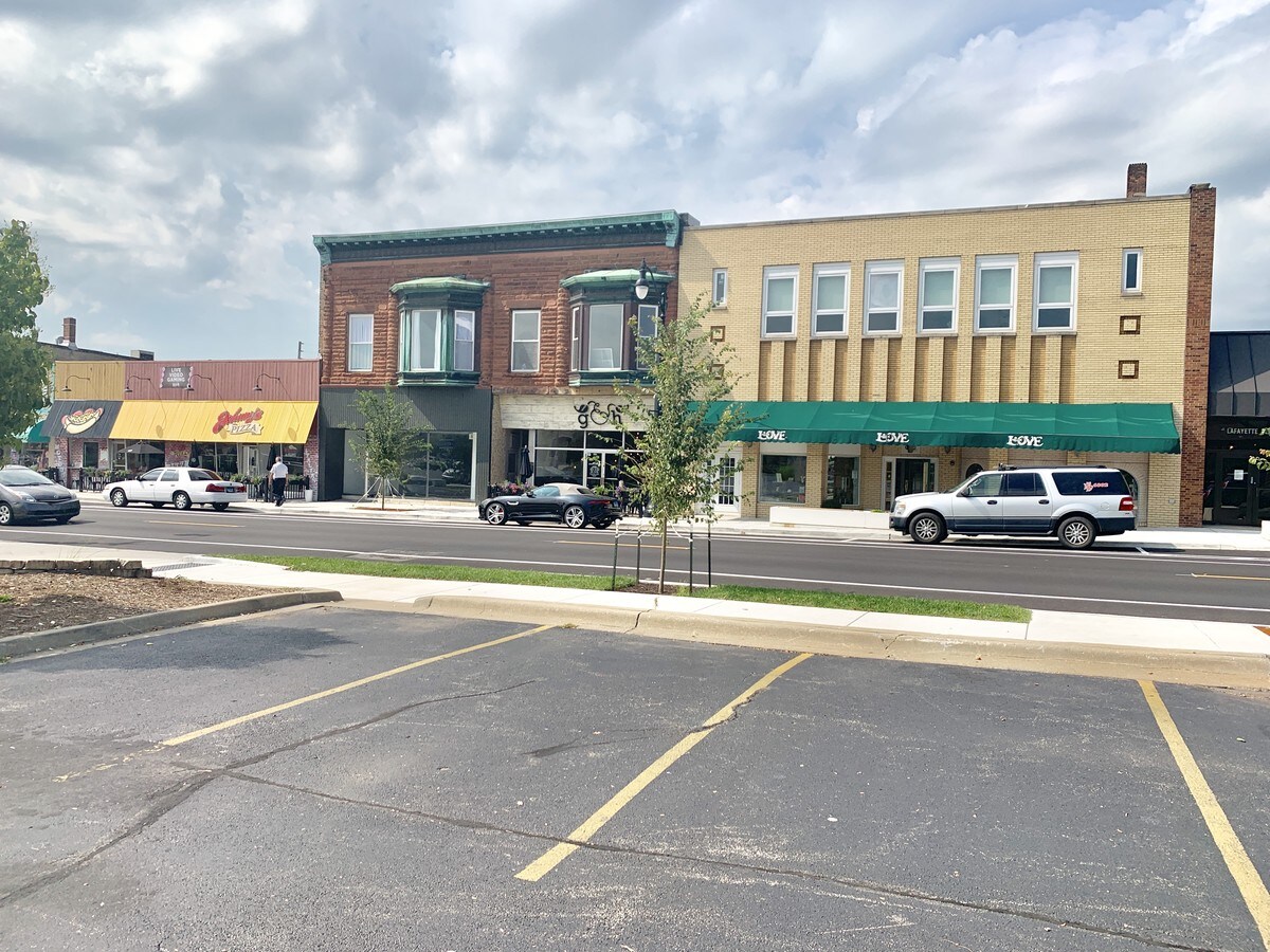 215 S Schuyler Ave, Kankakee, IL 60901 Retail for Lease