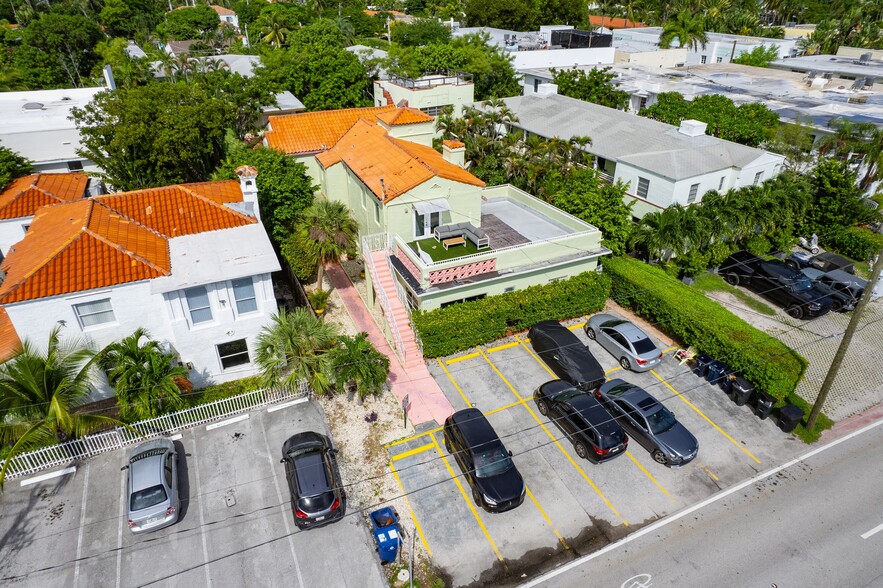 2822 Pine Tree Dr, Miami Beach, FL for sale - Building Photo - Image 3 of 33