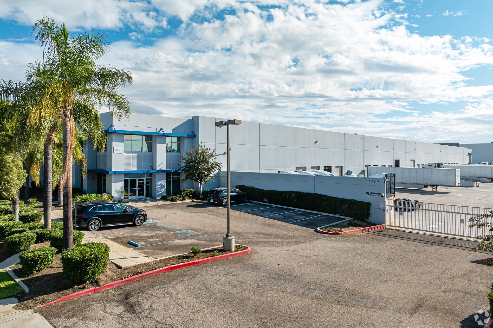 1567 S Campus Ave, Ontario, CA for sale Primary Photo- Image 1 of 1