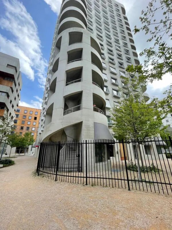 93 Cours Charlemagne, Lyon for lease Building Photo- Image 1 of 8