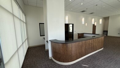 2450 W Executive Pkwy, Lehi, UT for lease Interior Photo- Image 2 of 5