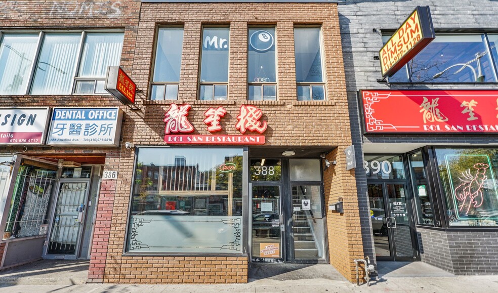 388 Spadina Ave, Toronto, ON for sale - Building Photo - Image 1 of 6