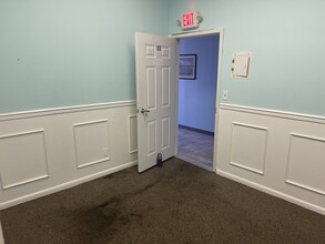 15 N 5th St, Saddle Brook, NJ for lease Interior Photo- Image 2 of 3