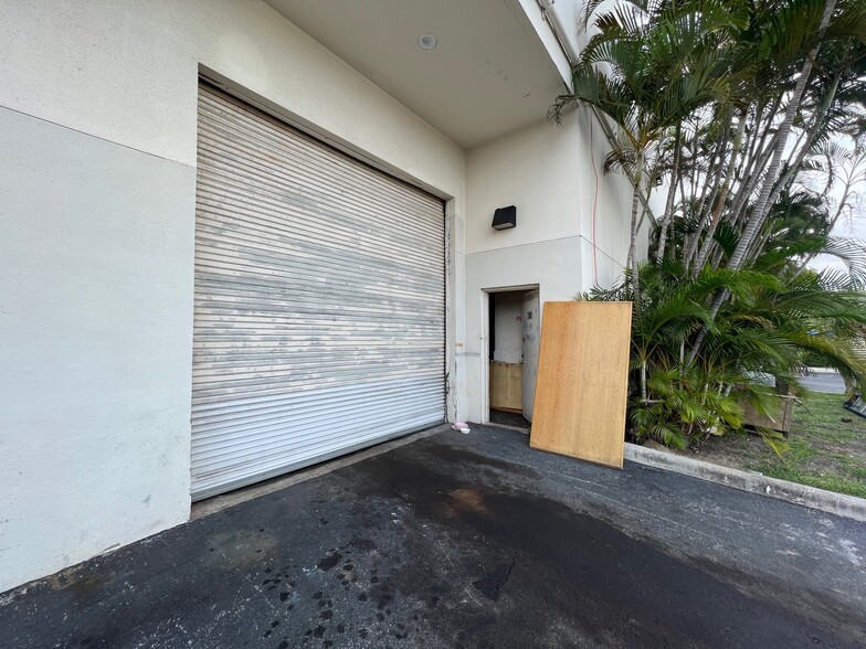 3020 High Ridge Rd, Boynton Beach, FL for lease - Building Photo - Image 2 of 4