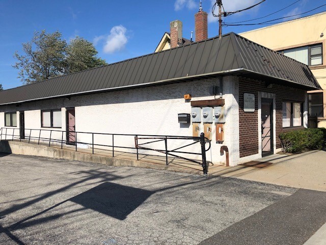 1908 Grand Ave, North Baldwin, NY for sale - Primary Photo - Image 1 of 1