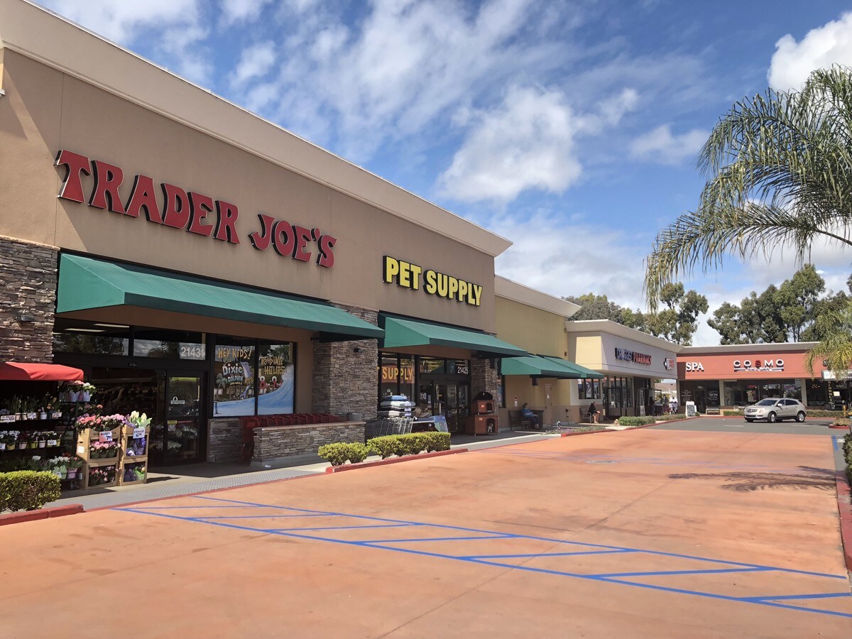 2140321469 Brookhurst St, Huntington Beach, CA 92646