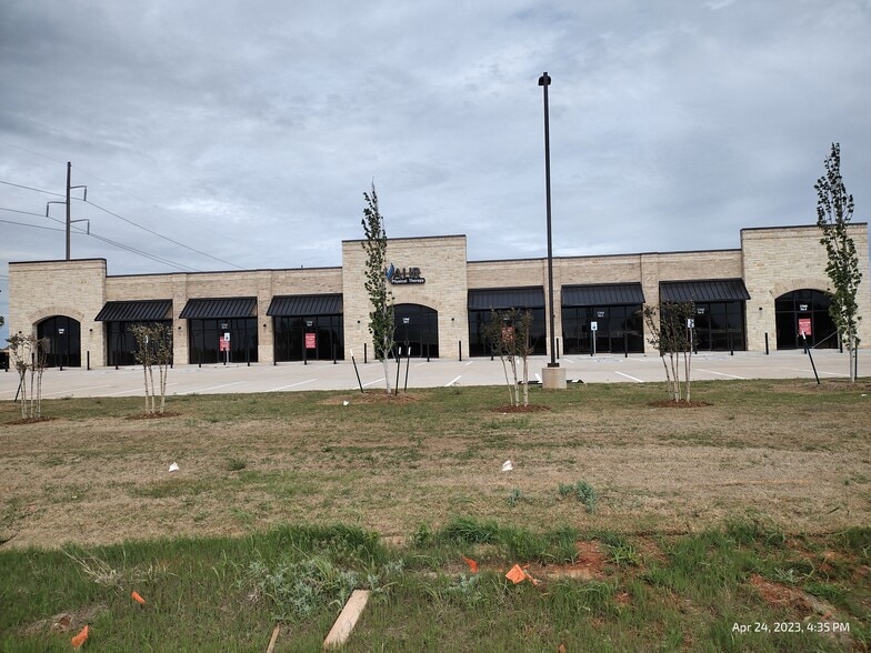 17860 MacArthur Park Rd, Edmond, OK for lease - Building Photo - Image 1 of 8