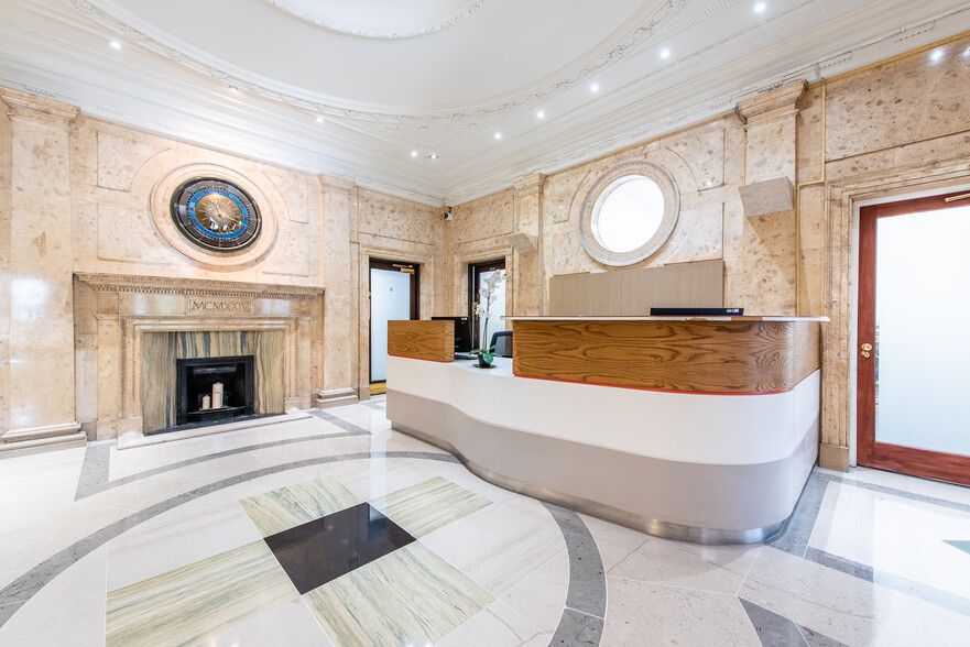 29 Lincoln's Inn Fields, London for lease - Lobby - Image 3 of 21