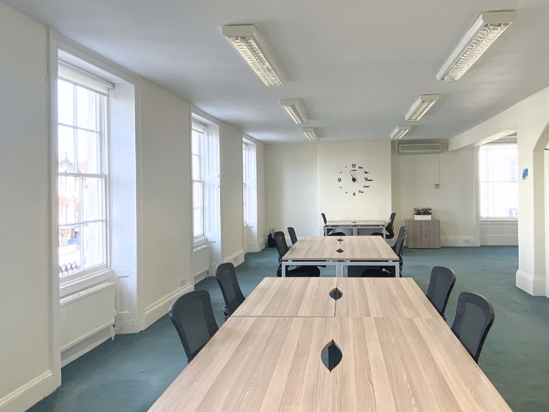 29 Cambray Pl, Cheltenham for lease - Building Photo - Image 2 of 18