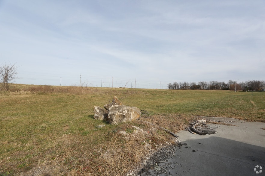 SE College Blvd, Olathe, KS for sale - Building Photo - Image 2 of 3