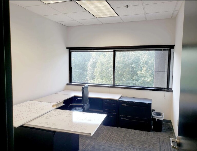 1 Corporate Pl S, Piscataway, NJ for lease - Interior Photo - Image 3 of 10