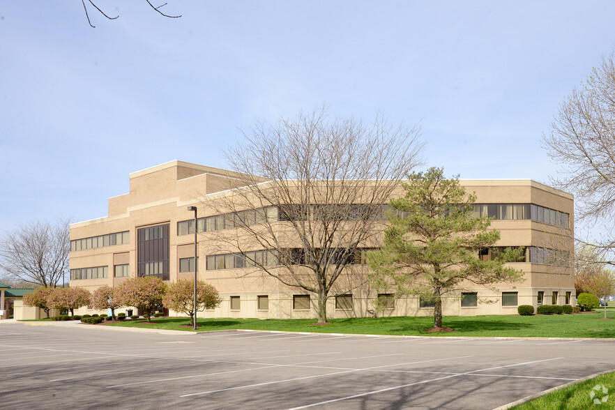 1530 Needmore Rd, Dayton, OH for lease - Building Photo - Image 1 of 9