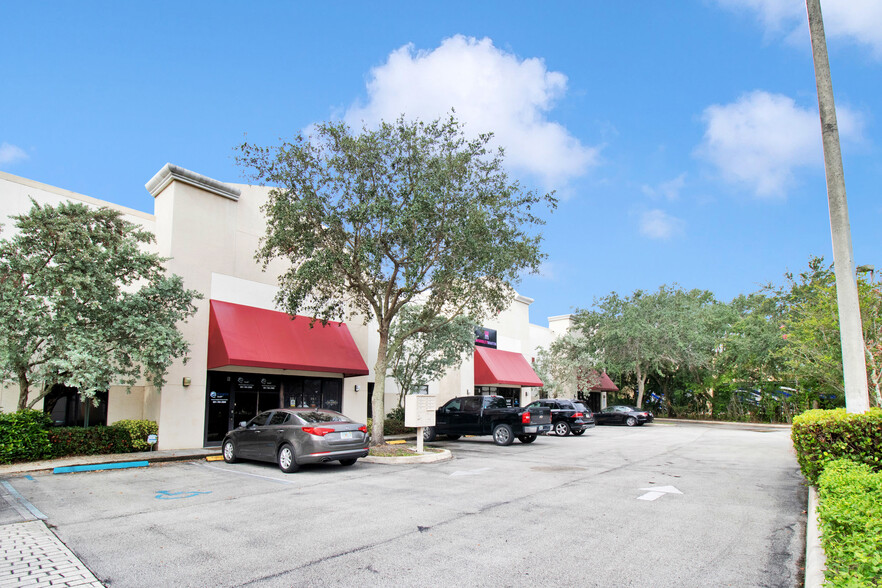 3260 Fairlane Farms Rd, Wellington, FL for sale - Building Photo - Image 1 of 1