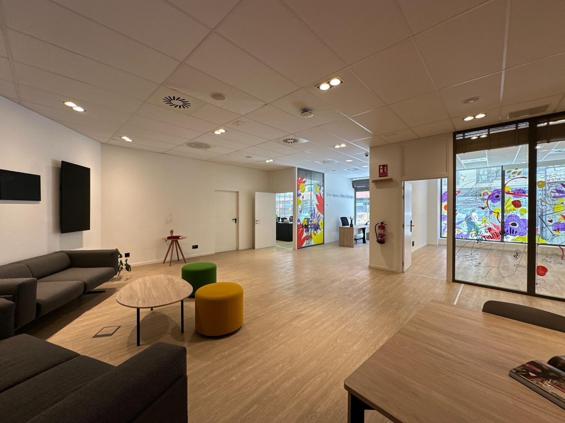 Retail in Zaragoza, Zaragoza for lease Interior Photo- Image 1 of 40