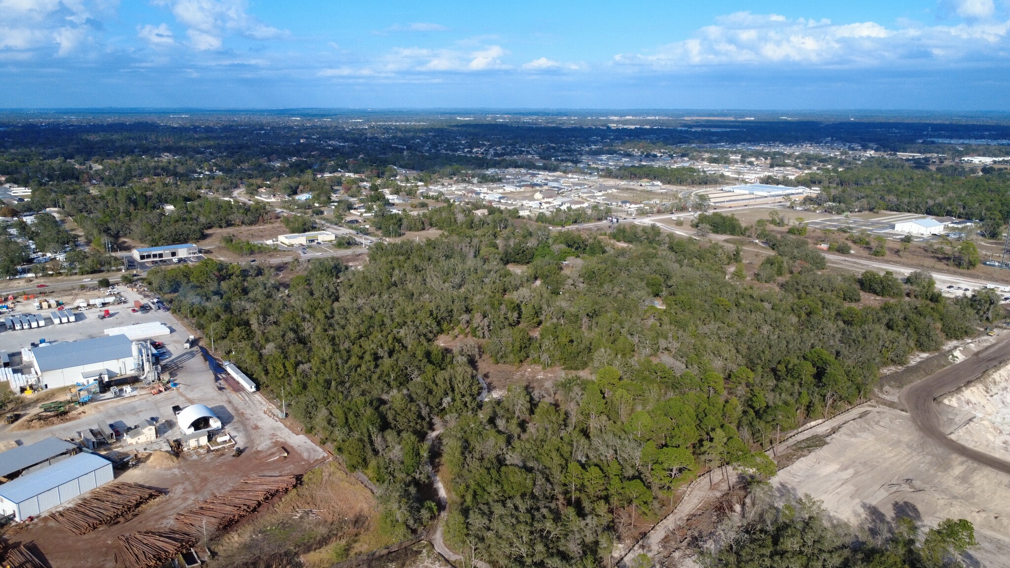 18614 County Line Rd, Spring Hill, FL for lease Primary Photo- Image 1 of 4