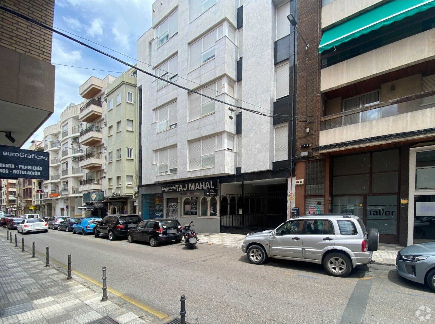 Retail in Cuenca, Cuenca for lease Interior Photo- Image 1 of 2