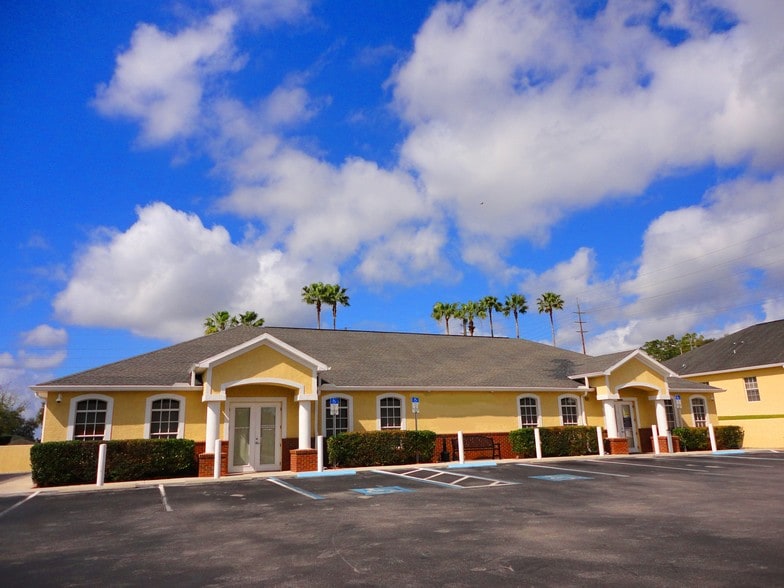 6937 Medical View Ln, Zephyrhills, FL for lease - Building Photo - Image 2 of 40