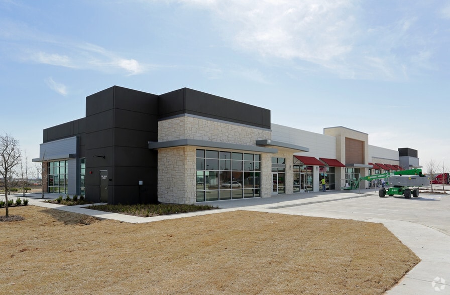 S Belt Line Rd, Irving, TX for lease - Building Photo - Image 2 of 10
