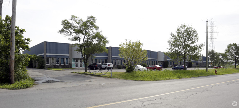 1390 Rue Newton, Boucherville, QC for lease - Building Photo - Image 1 of 4